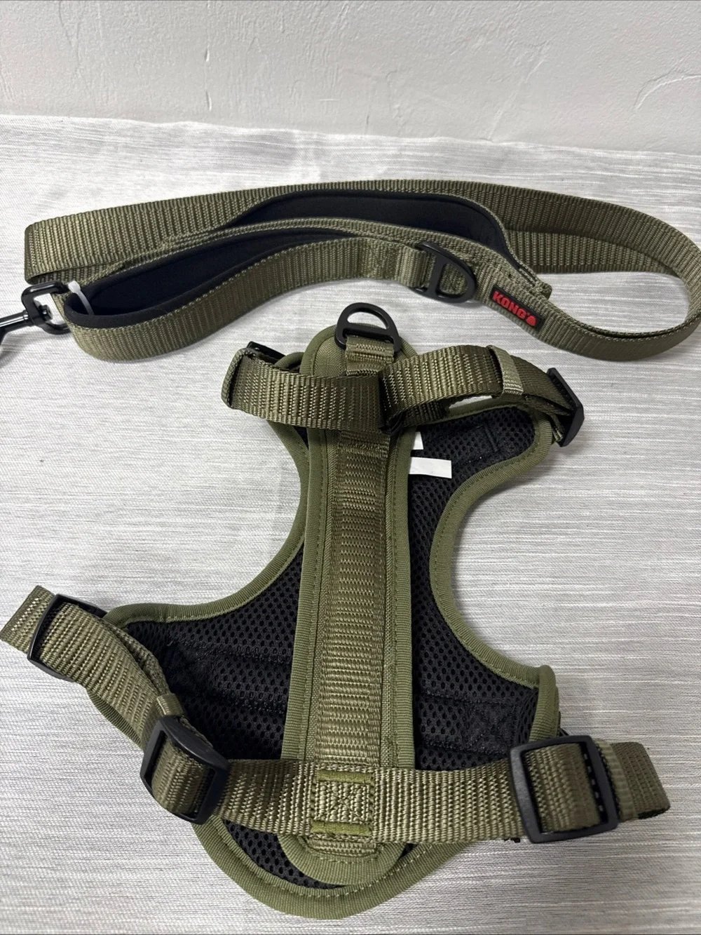 Leash and Harness by Kong size Medium